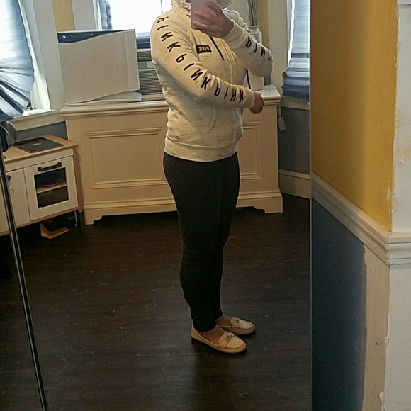 Victoria's secret hoodie - Picture 5 of 6